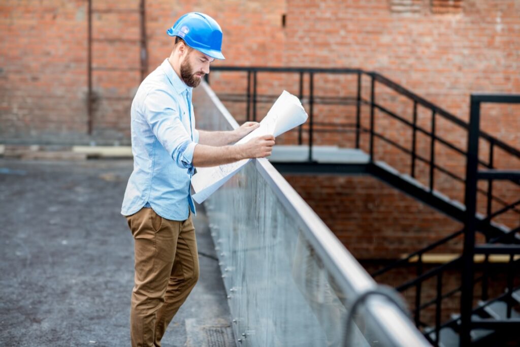 Wokół zawodu inżyniera budownictwa narosło wiele przekonań, niektóre z nich mają niewiele wspólnego z rzeczywistością